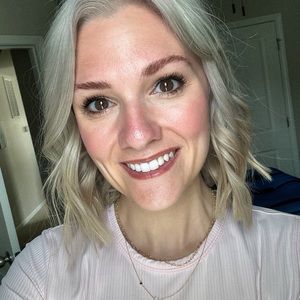 Meet your Posher, Breanna